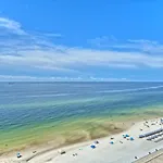 Sterling Breeze - Cozy Beachfront One Bedroom Condo